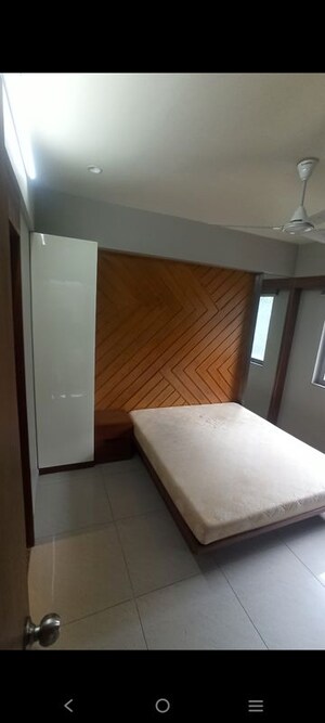 Room in 2 BHK Apartment at Goyal Aakash Residency, Khadia – for Rent