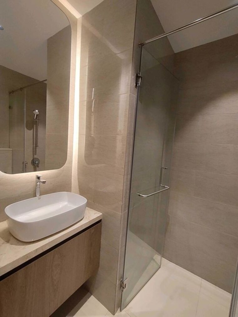 Bathroom, bandra kurla complex 3 Bedroom 1090 Sq.Ft. Apartment In Bandra Kurla Complex Mumbai 10641055