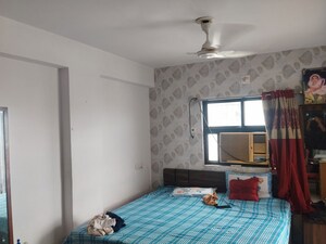 Bedroom in 3 BHK Apartment at Memnagar – for Sale