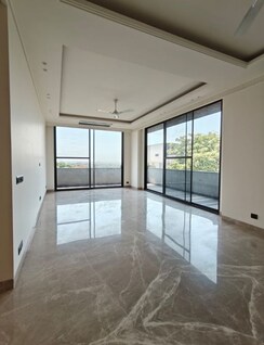 4 BHK + Servant Room,Extra Room Builder Floor For Rent in Greater Kailash