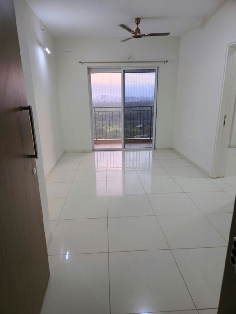 Bathroom, godrej-park-ridge 2 Bedroom 700 Sq.Ft. Apartment In Manjari Pune 10641151