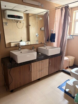 Kitchen in 3.5 BHK Apartment at Bestech Park View Grand Spa, Sector 81 – for Rent