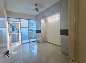Bathroom in 1 BHK Builder Floor at Sushant Lok 3, Sector 57 – for Rent
