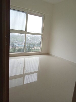 Room in 1 BHK Apartment at Ashar Arize, Kalwa – for Rent