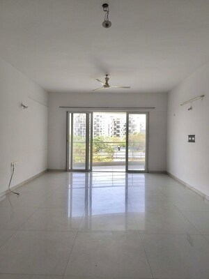 Room in 3 BHK Apartment at Vascon Forest County, Kharadi – for Sale
