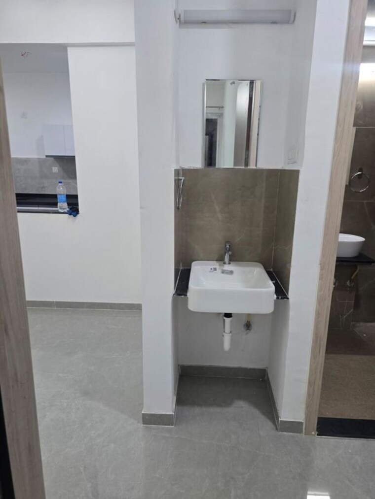 Bathroom, zen-elite 3 Bedroom 1600 Sq.Ft. Apartment In Kharadi Pune 10640513