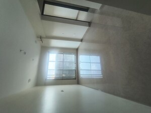 Room in 1 BHK Apartment at Siddha Sky, Sion – for Sale