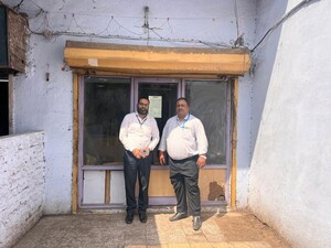  Shop – Exterior View View at Paldi Kankaj - for Sale