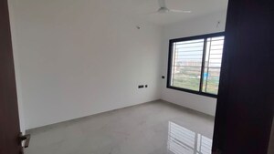 Room in 2 BHK Apartment at Unique Youtopia, Kharadi – for Rent