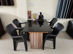 Team Area in 2 BHK Apartment at Varada Sudatta, Baner – for Rent