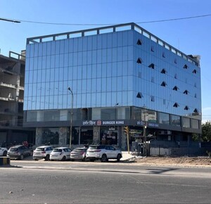  Office Space For Sale in Vardhman Nagar