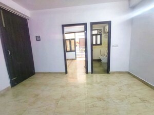 Room in 1 BHK Apartment at Neb Sarai – for Rent