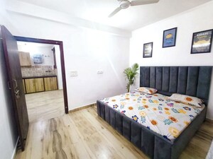 Bedroom in 1 BHK Apartment at Neb Sarai – for Rent