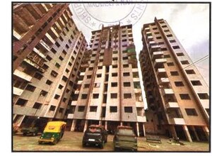  Apartment For Sale in Pardi Kande