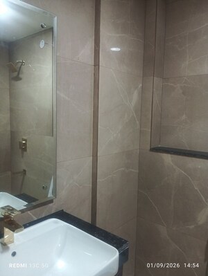 Bathroom in 2.5 BHK Apartment at Smart World Orchard, Sector 61 – for Rent