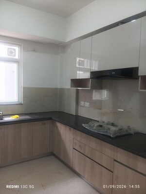 Kitchen in 2.5 BHK Apartment at Smart World Orchard, Sector 61 – for Rent
