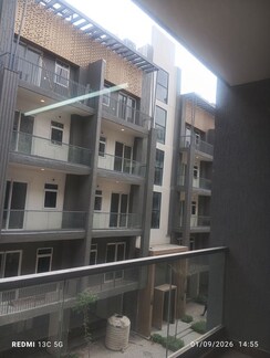 2.5 BHK + Basement Apartment For Rent in Smart World Orchard