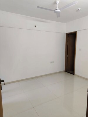 Room in 2 BHK Apartment at Agraraj Lumina Towers, Baner – for Sale