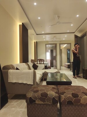 3 BHK Builder Floor For Rent in East Of Kailash