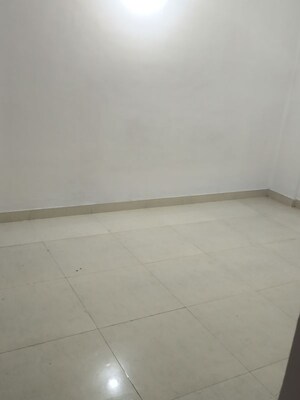 Room in 2 BHK Apartment at Palladium Homes, Dhanori – for Rent