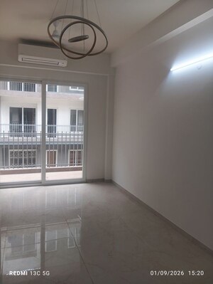 Hall in 3 BHK Apartment at Smart World Orchard, Sector 61 – for Sale