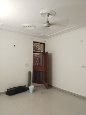 Room in 3 BHK Builder Floor at Ashoka Enclave – for Rent