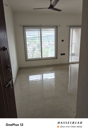 Room in 2 BHK Apartment at Ravetkar Janhavi, Kothrud – for Rent