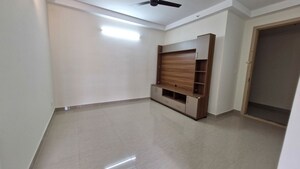 Room in 2 BHK Apartment at Mantri Webcity, Hennur Road – for Rent