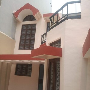 Kitchen in 2 BHK Villa at Sushant Lok I – for Rent