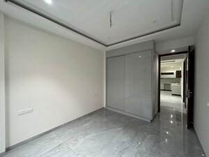 Room in 4 BHK Apartment at Sushma Crescent, Dhakoli – for Rent
