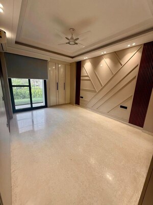 4 BHK Builder Floor For Rent in DLF Royale Residences, Dlf Phase I