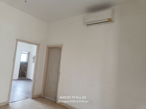Room in 4 BHK Builder Floor at BPTP Astaire Gardens, Sector 70a – for Sale