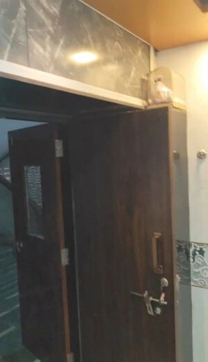 Furnished Amenities in 1 BHK Apartment at Shanti Nagar CHS Andheri, Andheri East – for Rent