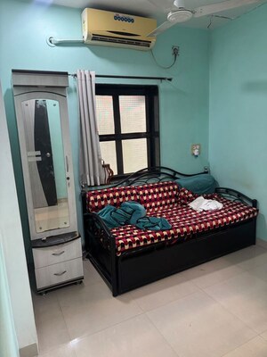 Bedroom in 2 BHK Apartment at Dombivli East – for Rent