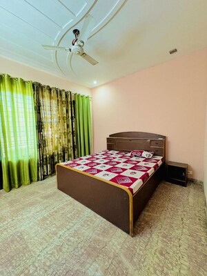 Bedroom in 3 BHK Builder Floor at Sector 23a – for Rent