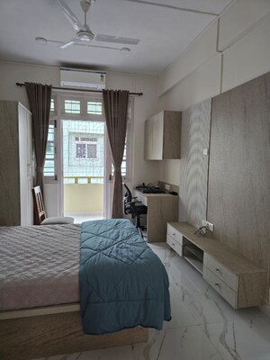 Bedroom in 3 BHK Apartment at Lafleur Apartment, Bandra West – for Rent