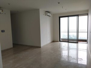 Room in 3 BHK Apartment at Piramal Mahalaxmi, Mahalaxmi – for Sale