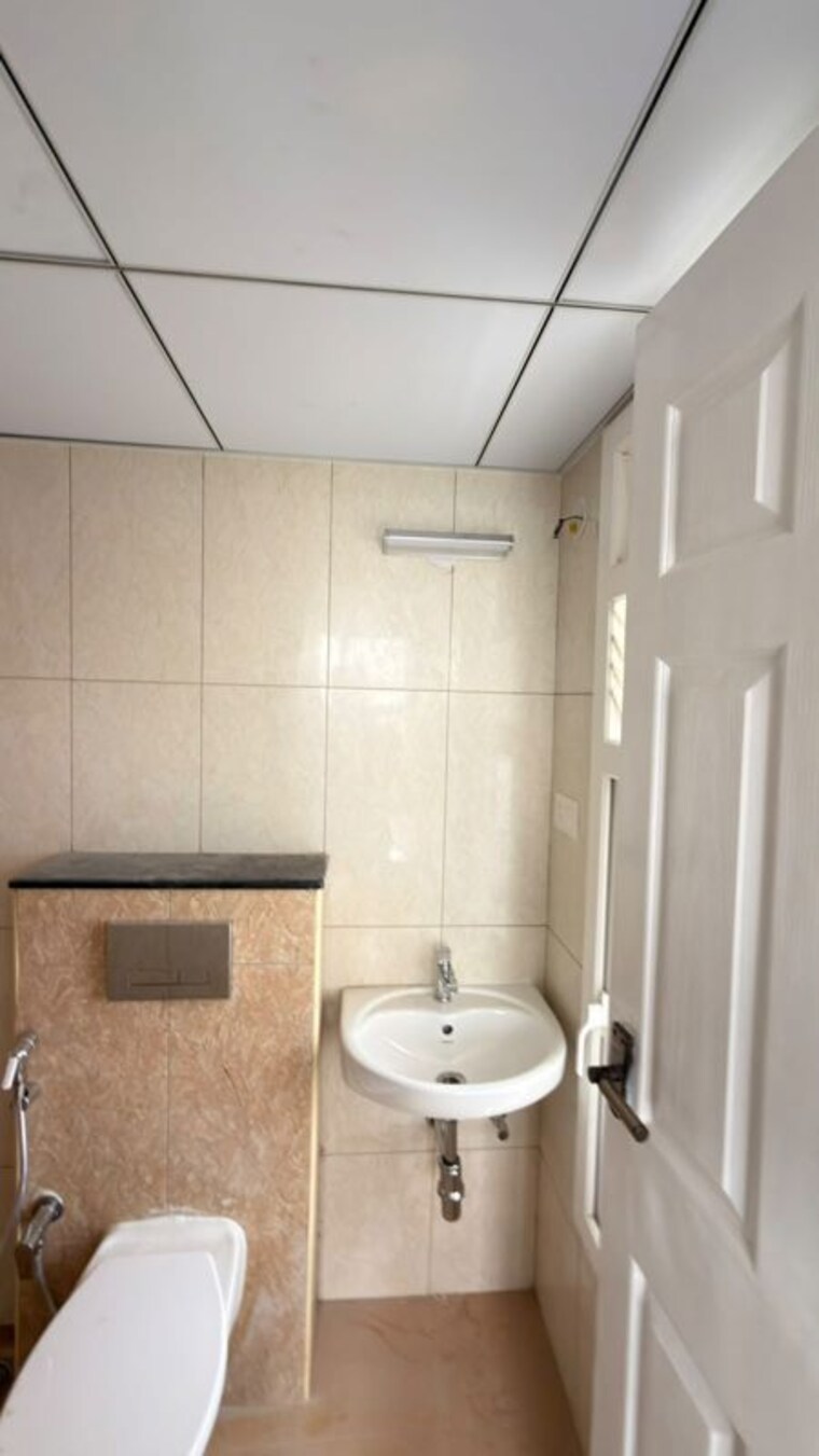 Bathroom, sowparnika-indradhanush 3 Bedroom 1075 Sq.Ft. Apartment In Hoskote Bangalore 10512881
