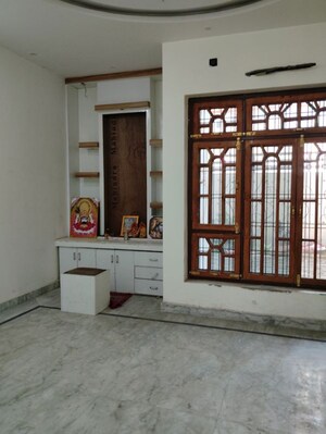 Room in 2 BHK Independent House at Rohit Grand, Jankipuram – for Rent