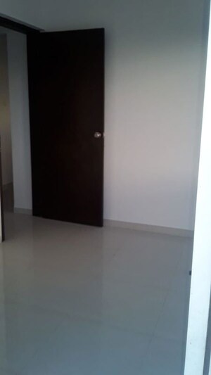 Room in 2 BHK Apartment at Majestique Manhattan, Wagholi – for Rent
