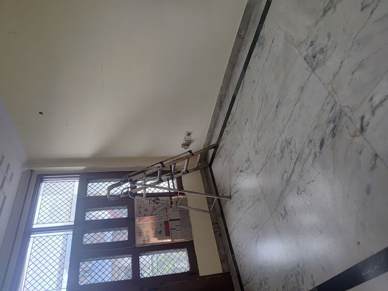 Room, rwa-apartments-sector-47 2 Bedroom 112 Sq.Mt. Builder Floor In Sector 47 Noida 10641879