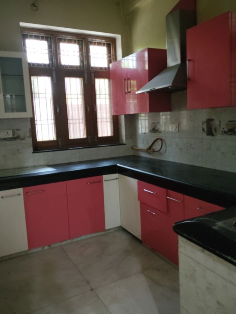 Kitchen, badal-apartments-vikas-nagar 2 Bedroom 1350 Sq.Ft. Villa In Vikas Nagar Lucknow 10641885