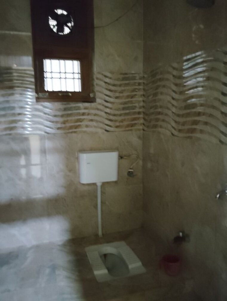 Bathroom, badal-apartments-vikas-nagar 2 Bedroom 1350 Sq.Ft. Villa In Vikas Nagar Lucknow 10641885