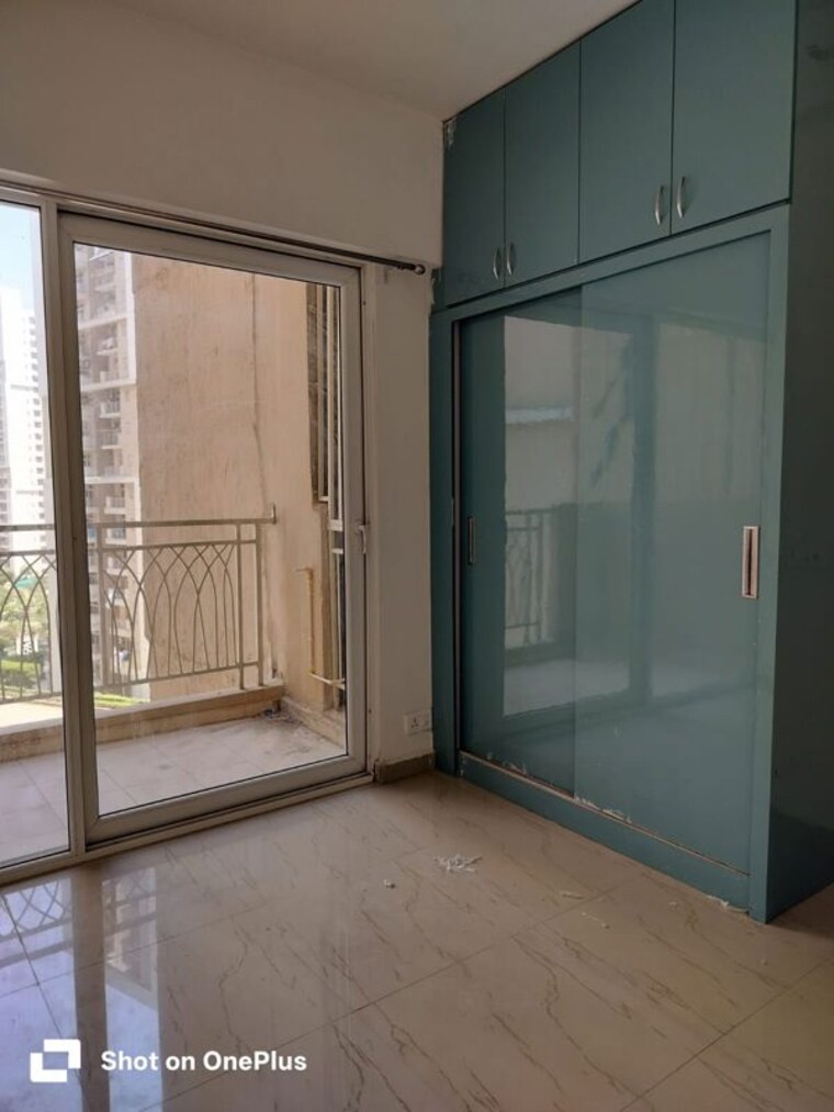 Room, mahagun-mywoods 3 Bedroom 1200 Sq.Ft. Apartment In Sector 16c Greater Noida Greater Noida 10641882