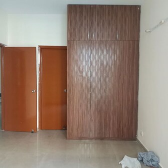 3.5 BHK + Servant Room 1500 Sq.Ft. Apartment in Mahagun Mywoods