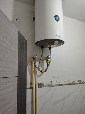 Bathroom in 6+ BHK Villa at Badal Apartments Vikas Nagar, Vikas Nagar – for Rent