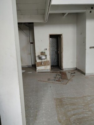  Showroom For Rent in RR Tirath Vikas Apartments, Vikas Nagar