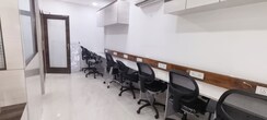 Office Space For Rent in Gundecha Onclave