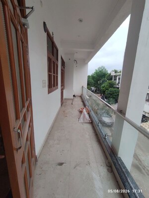 Balcony in 2 BHK Builder Floor at Vinamra Khand – for Rent