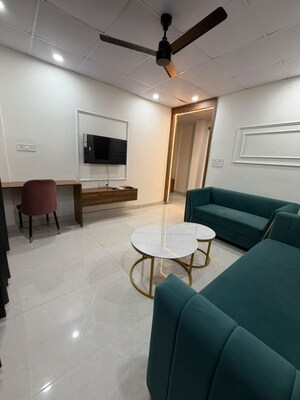 Common Area in 1 BHK Builder Floor at Dlf City Phase 3 – for Rent
